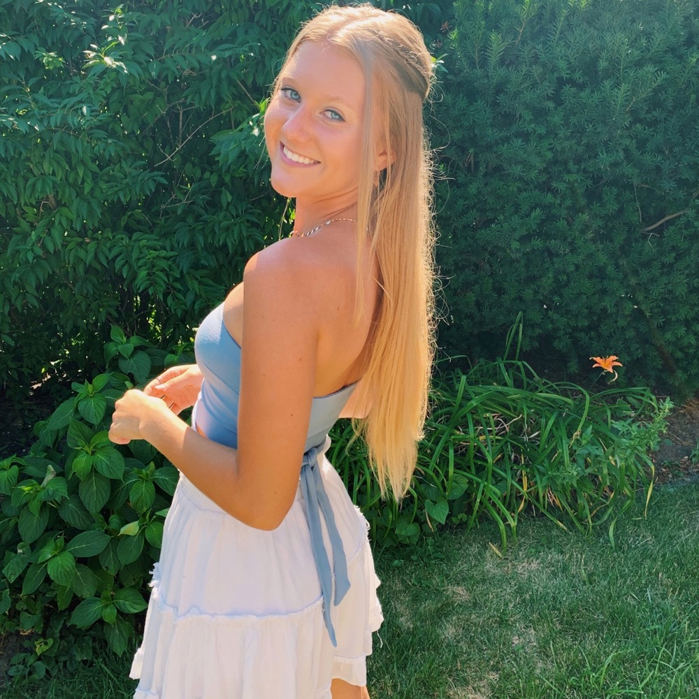 Meet your Posher, Anya